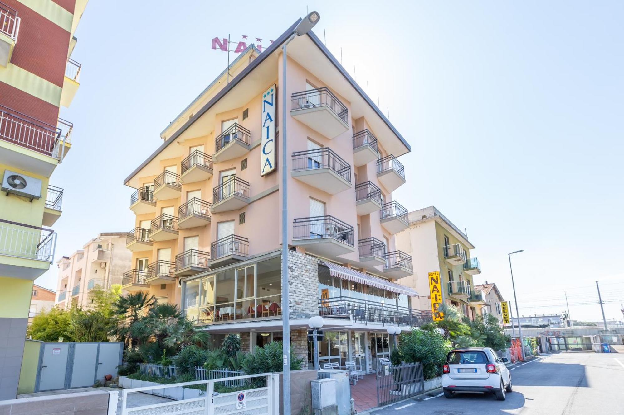 Hotel Naica Rimini Exteriör bild